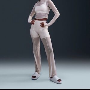 Nike Zenvy Sheer Women's Gentle-Support High-Waisted Full-Length Pant